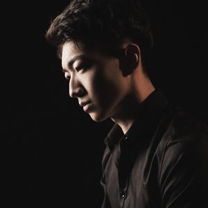 女厕盗摄美女腚沟
